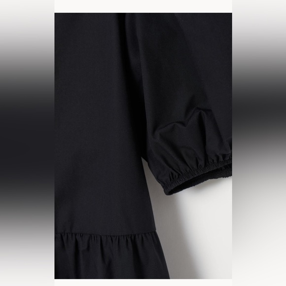 H&M Puff-sleeved Dress - Picture 5 of 9